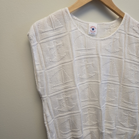 Large Vintage Sailboat Anchor Nautical White Knit Sleeveless Sweater - Picture 2 of 6